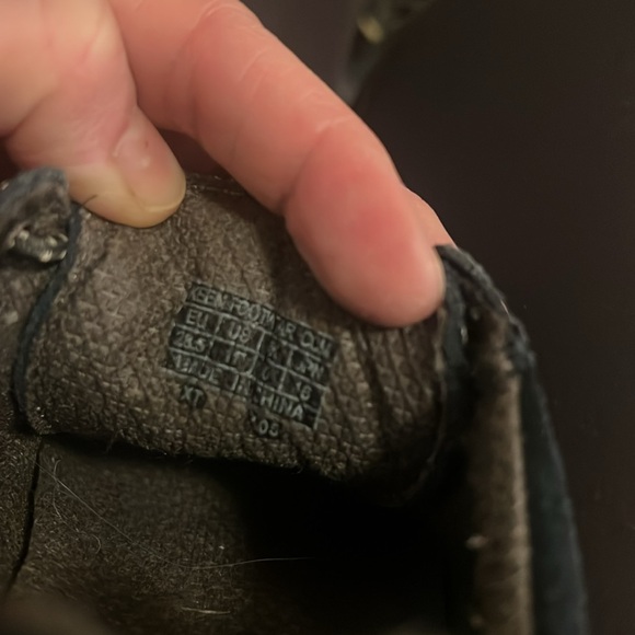 Keen toddler size US 11 Briggs sneakers - Picture 5 of 5